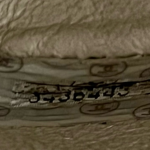 CHANEL Square Mini Lambskin Classic Flap in Beige / Ivory 💕 Authentic - Picture 16 of 16